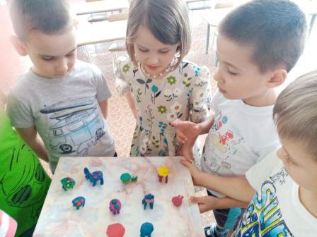 Занятие по лепке