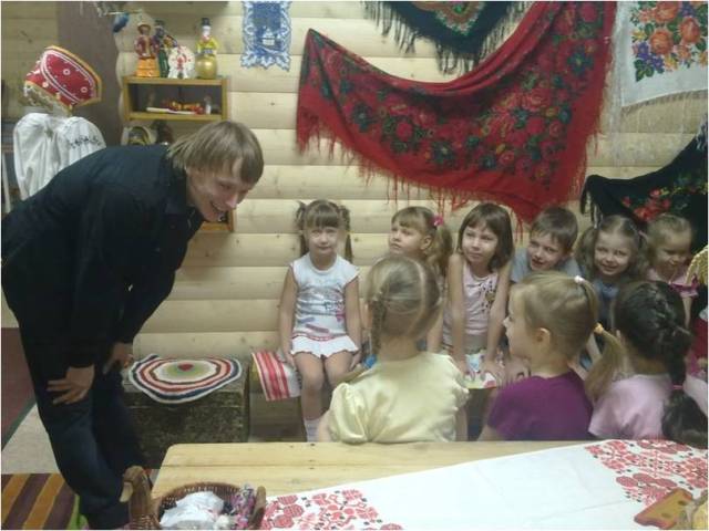 Взаимодействие с социальными партнерами по музейной педагогике